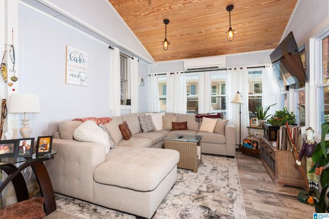 116 LEISURE ISLAND ROAD, Vincent, AL 35178