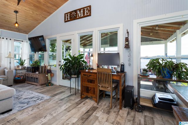 116 LEISURE ISLAND ROAD, Vincent, AL 35178
