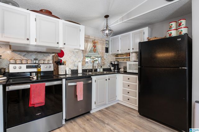 116 LEISURE ISLAND ROAD, Vincent, AL 35178