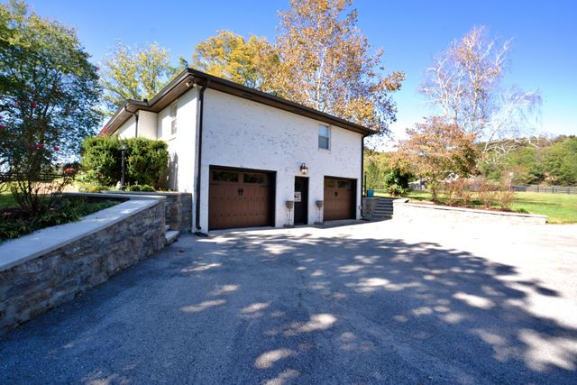 1496 Coleman Rd, Franklin, TN 37064