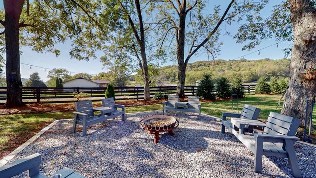 1496 Coleman Rd, Franklin, TN 37064