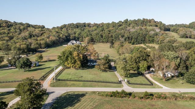 1496 Coleman Rd, Franklin, TN 37064