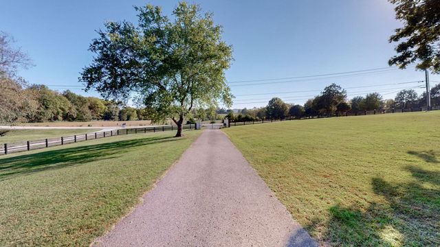 1496 Coleman Rd, Franklin, TN 37064