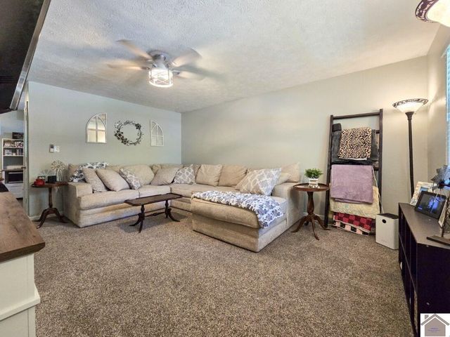 5921 Oakhaven, Paducah, KY 42003