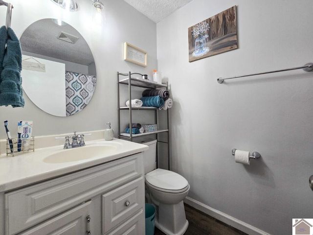 5921 Oakhaven, Paducah, KY 42003