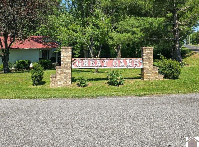 5921 Oakhaven, Paducah, KY 42003