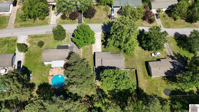 5921 Oakhaven, Paducah, KY 42003