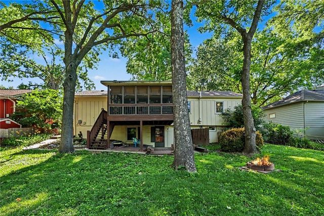 9334 Woodward Street, Overland Park, KS 66212