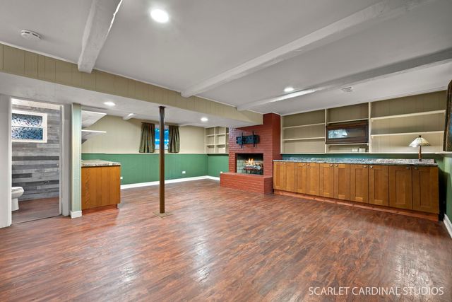 1102 Walnut Avenue, Hanover Park, IL 60133