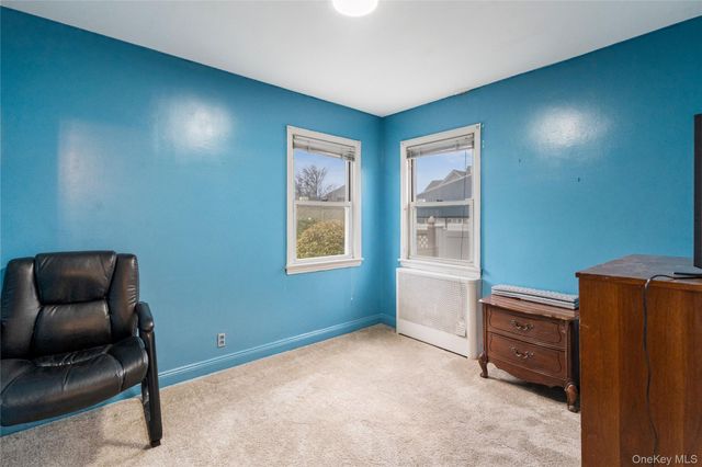 181 Monroe Street, Franklin Square, NY 11010