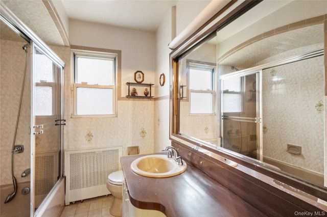 181 Monroe Street, Franklin Square, NY 11010