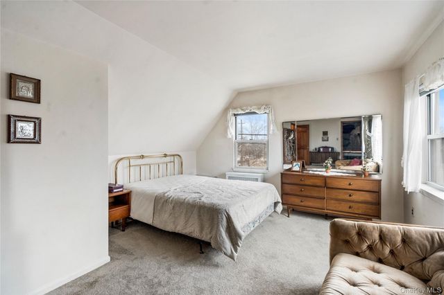 181 Monroe Street, Franklin Square, NY 11010