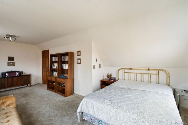 181 Monroe Street, Franklin Square, NY 11010