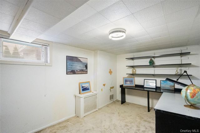 181 Monroe Street, Franklin Square, NY 11010