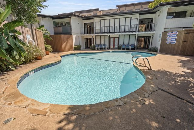 4323 Brown Street 139, Dallas, TX 75219