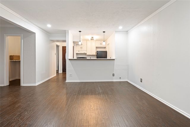 4323 Brown Street 139, Dallas, TX 75219