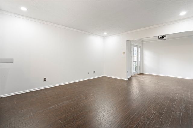 4323 Brown Street 139, Dallas, TX 75219