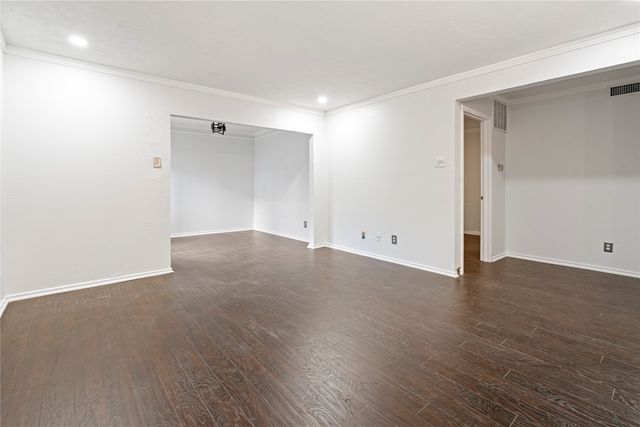 4323 Brown Street 139, Dallas, TX 75219