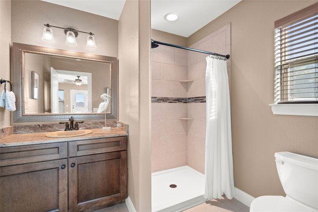 406 Rogart DR, Spicewood, TX 78669