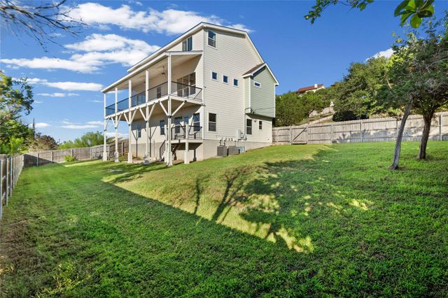 406 Rogart DR, Spicewood, TX 78669