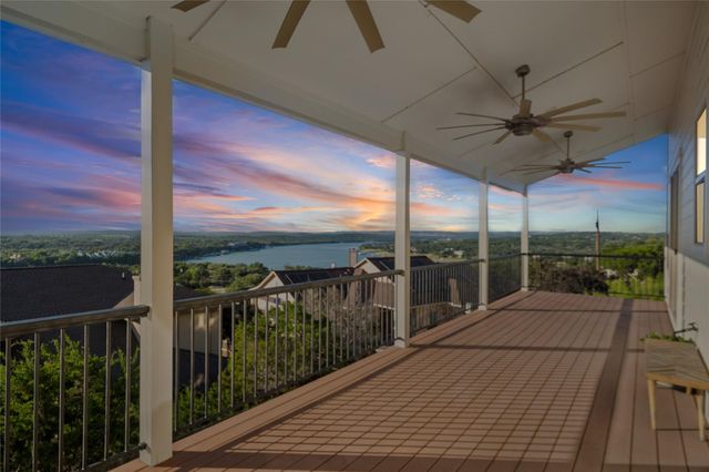 406 Rogart DR, Spicewood, TX 78669