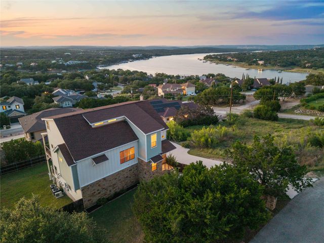 406 Rogart DR, Spicewood, TX 78669