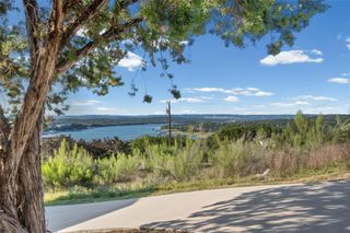406 Rogart DR, Spicewood, TX 78669