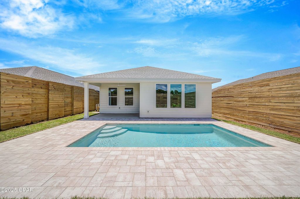 20916 S Lakeview Drive, Panama City Beach, FL 32413