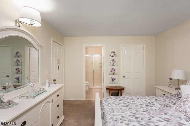 70 Haverhill Pl, Franklin Twp., NJ 08873