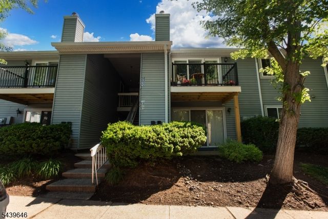70 Haverhill Pl, Franklin Twp., NJ 08873