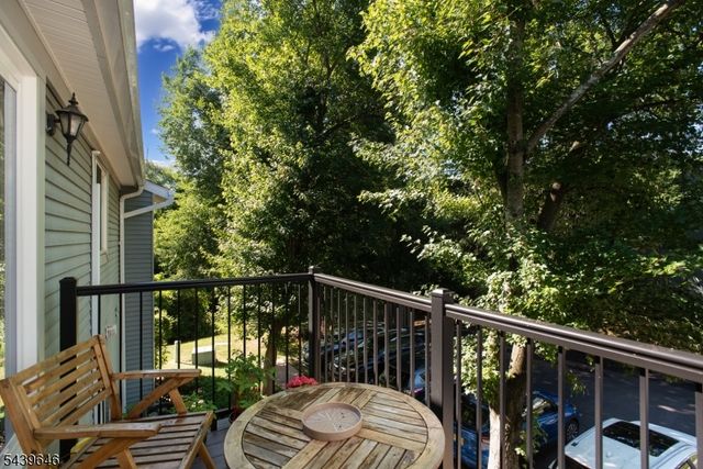 70 Haverhill Pl, Franklin Twp., NJ 08873