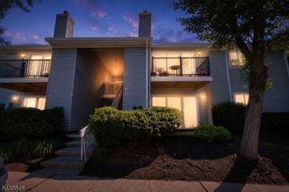 70 Haverhill Pl, Franklin Twp., NJ 08873