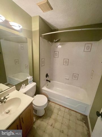 8563 CHRIS CT, Pasadena, MD 21122