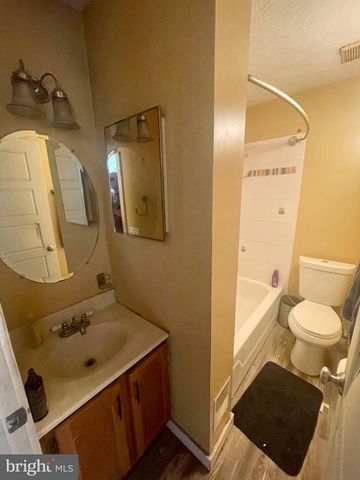 8563 CHRIS CT, Pasadena, MD 21122