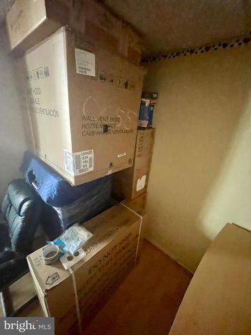 8563 CHRIS CT, Pasadena, MD 21122