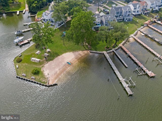 8563 CHRIS CT, Pasadena, MD 21122