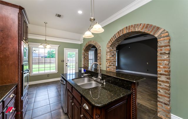 108 Griffin Drive, Stonewall, LA 71078