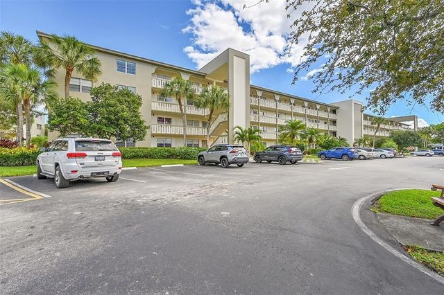 2404 Antigua C4, Coconut Creek, FL 33066