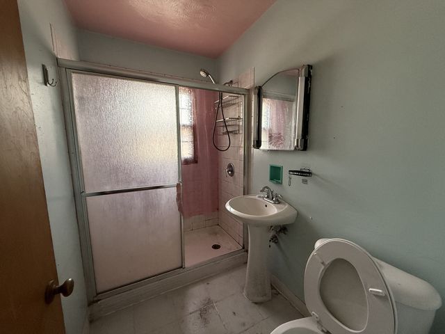 216 E Illinois Avenue, Aurora, IL 60505