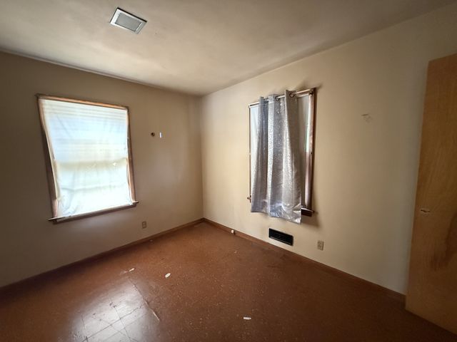 216 E Illinois Avenue, Aurora, IL 60505