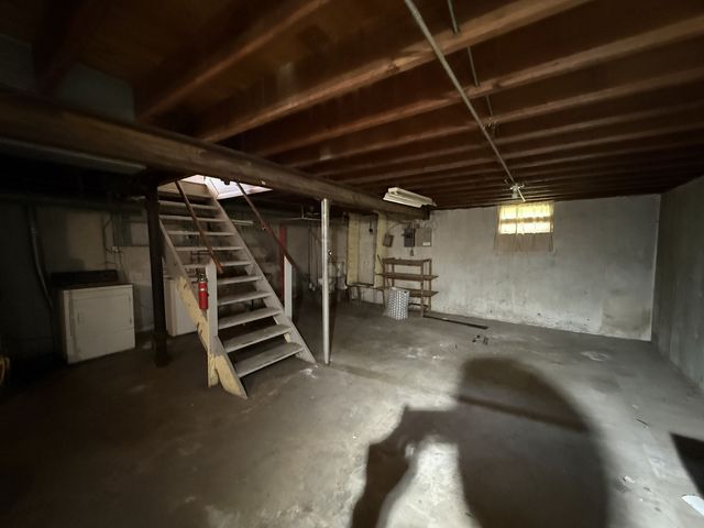 216 E Illinois Avenue, Aurora, IL 60505