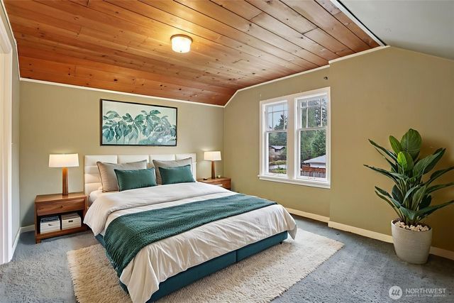 3513 NE 187th Court, Lake Forest Park, WA 98155