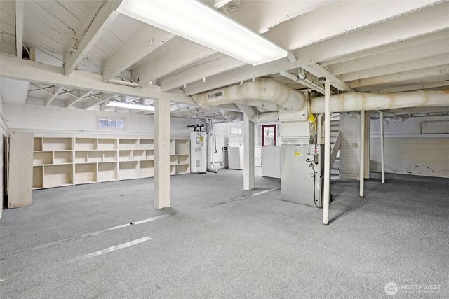 3513 NE 187th Court, Lake Forest Park, WA 98155