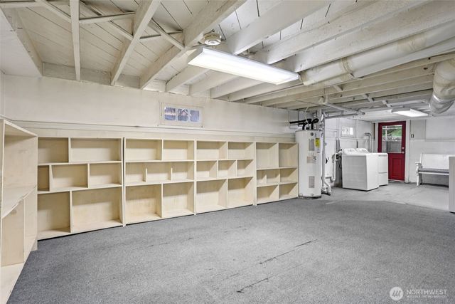 3513 NE 187th Court, Lake Forest Park, WA 98155