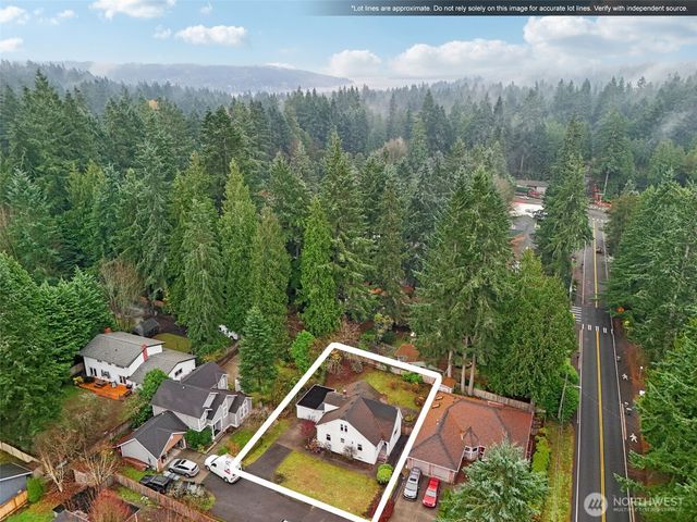 3513 NE 187th Court, Lake Forest Park, WA 98155