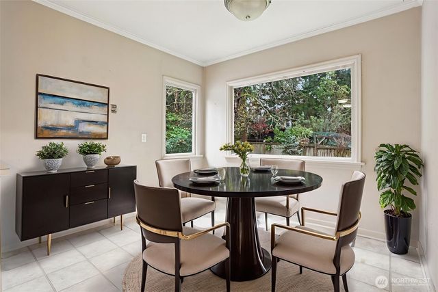 3513 NE 187th Court, Lake Forest Park, WA 98155