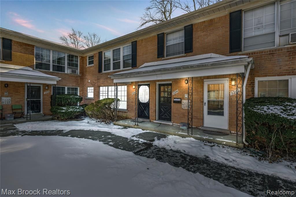 3206 Shenandoah Drive, Royal Oak, MI 48073