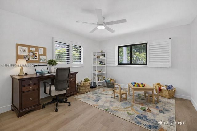 2481 SE 15th St, Pompano Beach, FL 33062