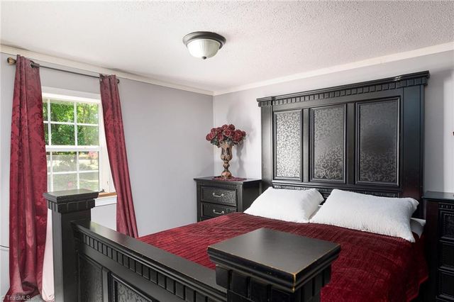 268 Walnut Grove Road, Lexington, NC 27292