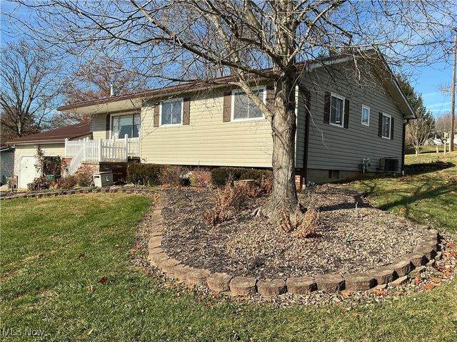 5890 Melody Lane, Nashport, OH 43830